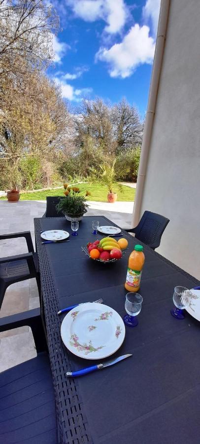 Villa Sandrine, Confortable Et Cosy Proche D'Aix En Provence Meyrargues Buitenkant foto
